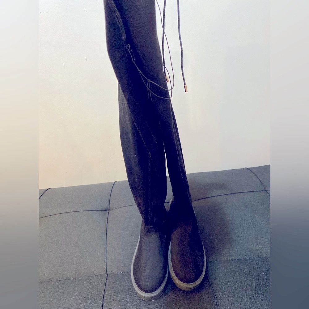 Black knee high boots